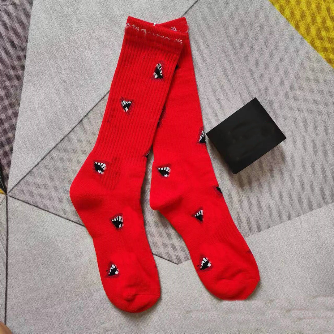 Men's Socks Designer For Autumn And Winter Warmth Mens Womens Long White Personalized Embroidery Designers Sports