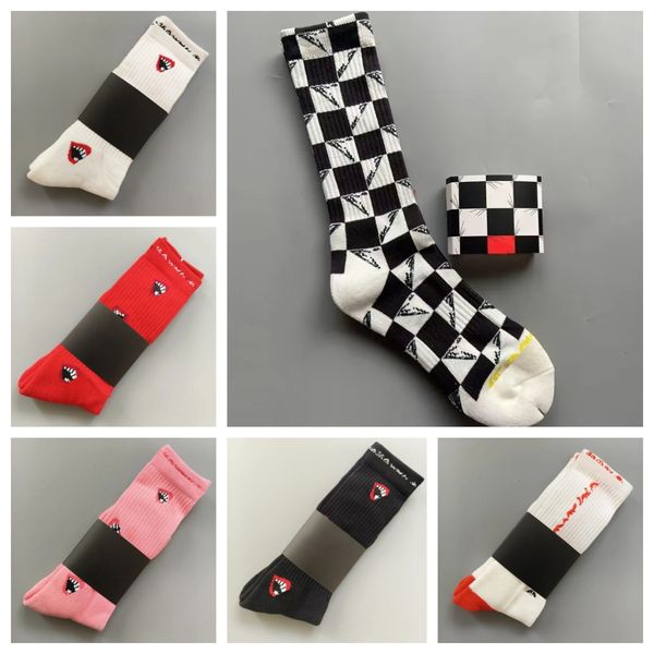 Chrome socks men women men's designer lips print sock fashion high street style colorful stocking breathable cycling anti sweat sport outdoor warm socks - Apparel - rolexwatchok